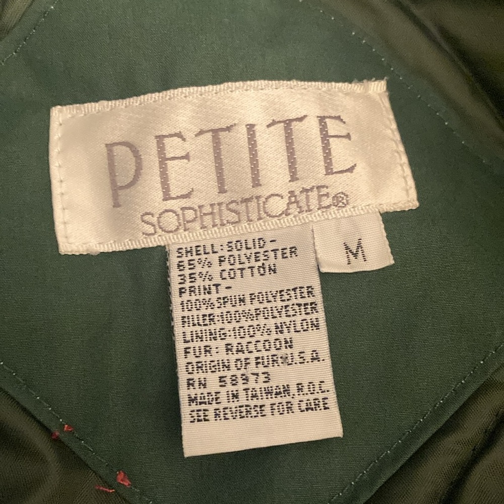 1980's Petite Sophisticate Southwestern Green Winter Parka/Coat Raccoon Fur - Picture 10 of 13